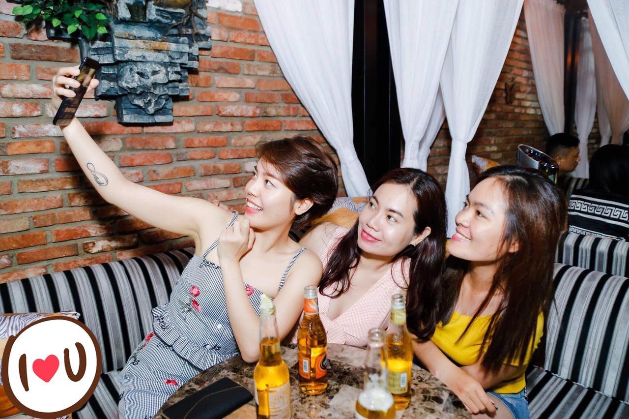The Lily Hostel & Coffee Ho Chi Minh City Bagian luar foto