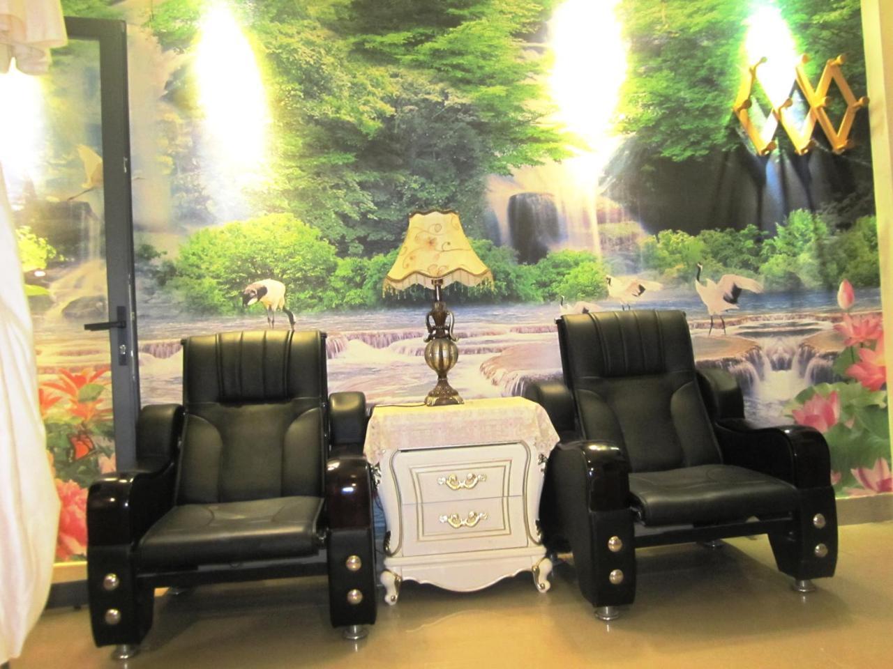 The Lily Hostel & Coffee Ho Chi Minh City Bagian luar foto