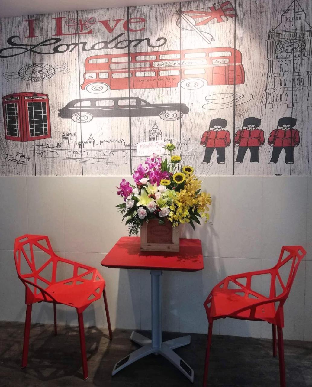 The Lily Hostel & Coffee Ho Chi Minh City Bagian luar foto