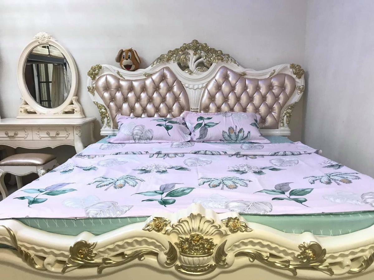 The Lily Hostel & Coffee Ho Chi Minh City Bagian luar foto